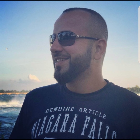 Meet your Posher, Matt - Picture 3 of 3